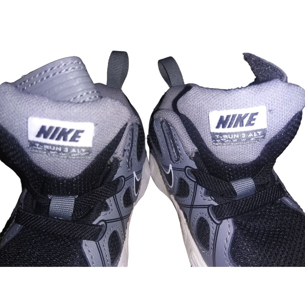NIKE T-Run 3 Alt Gray  Black Baby Shoes Size 3 Infant Nike Hook and Loop Shoes